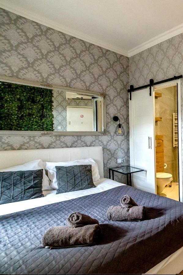 Cracovia Apartments Bagian luar foto