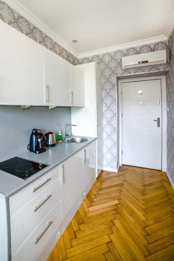 Cracovia Apartments Bagian luar foto