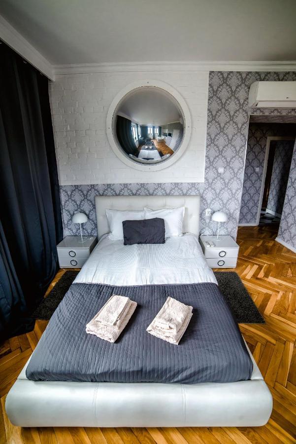 Cracovia Apartments Bagian luar foto