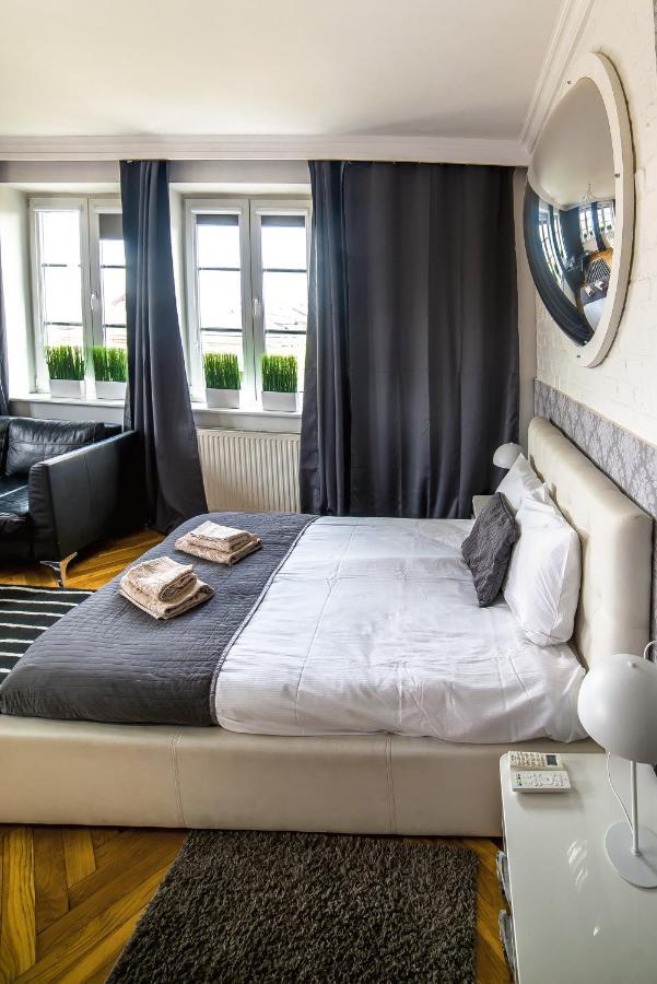 Cracovia Apartments Bagian luar foto