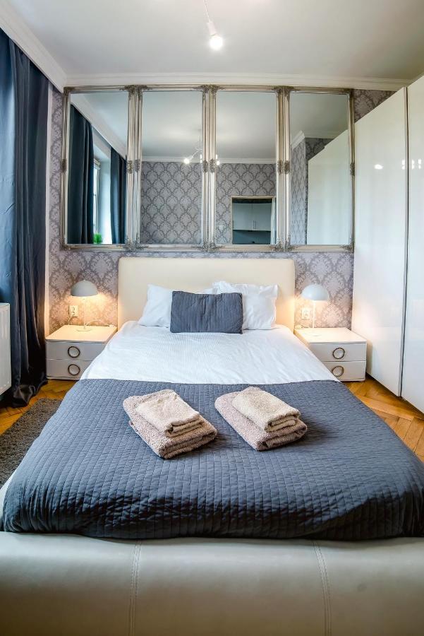 Cracovia Apartments Bagian luar foto